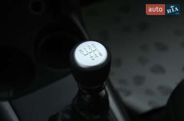 Позашляховик / Кросовер Toyota RAV4 2012 в 