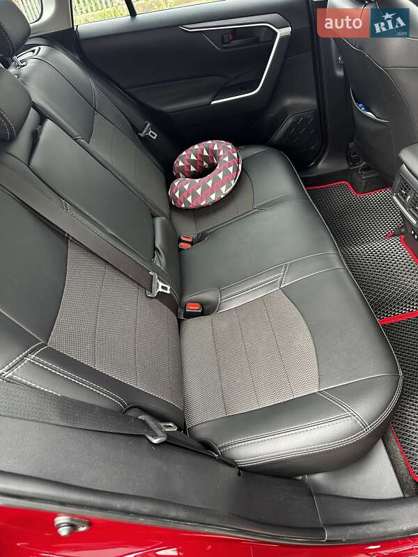 Внедорожник / Кроссовер Toyota RAV4 2019 в Кривом Роге фото 8 Внедорожник / Кроссовер Toyota RAV4 2019 в Кривом Роге