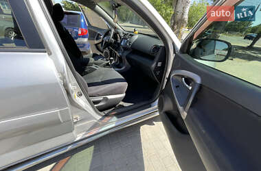 Внедорожник / Кроссовер Toyota RAV4 2007 в 