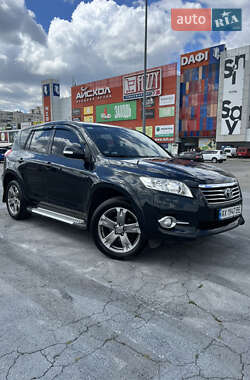 Внедорожник / Кроссовер Toyota RAV4 2010 в 