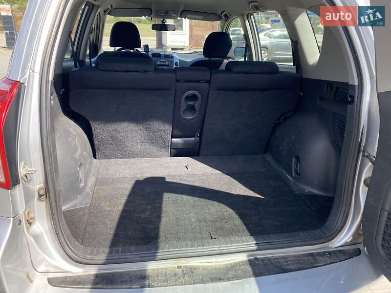 Внедорожник / Кроссовер Toyota RAV4 2006 в Запорожье