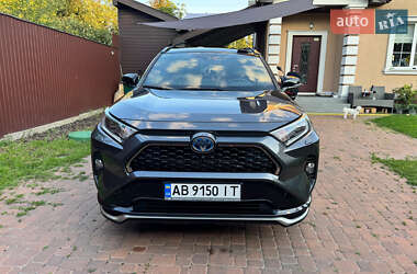 Внедорожник / Кроссовер Toyota RAV4 2020 в Киеве