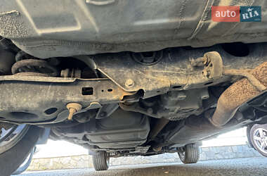 Позашляховик / Кросовер Toyota RAV4 2010 в 