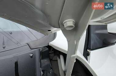 Внедорожник / Кроссовер Toyota RAV4 2011 в 
