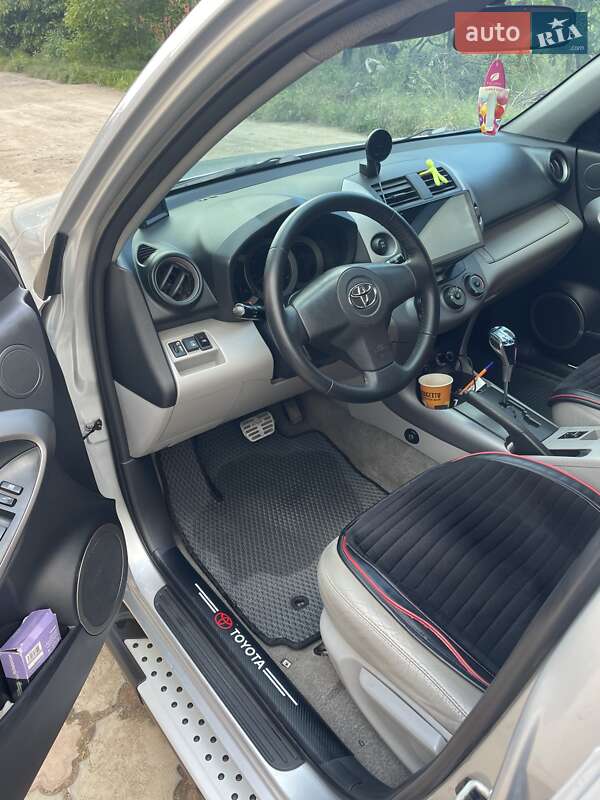 Внедорожник / Кроссовер Toyota RAV4 2007 в Одессе