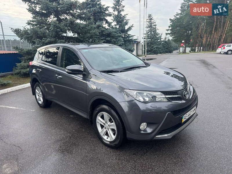 Внедорожник / Кроссовер Toyota RAV4 2014 в Киеве