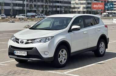 Внедорожник / Кроссовер Toyota RAV4 2014 в Киеве