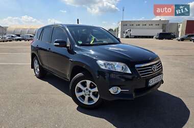 Позашляховик / Кросовер Toyota RAV4 2011 в Черкасах