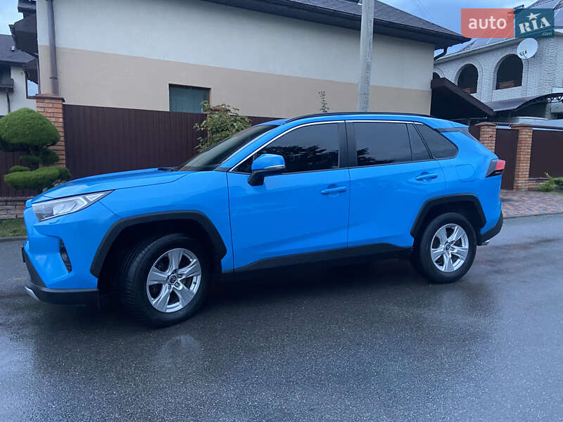 Позашляховик / Кросовер Toyota RAV4 2019 в Києві фото 7 Позашляховик / Кросовер Toyota RAV4 2019 в Києві