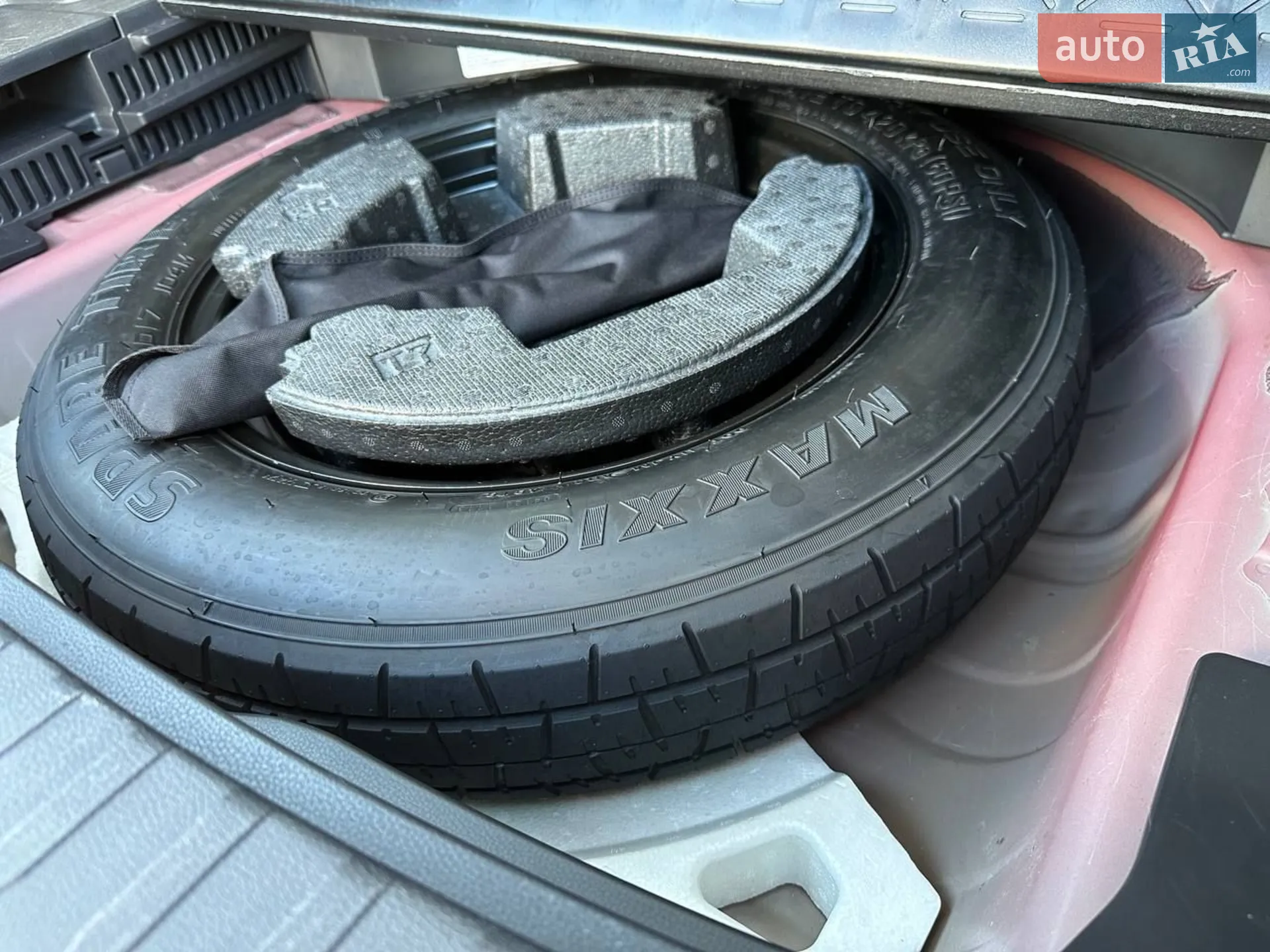2019 Toyota RAV 4 - мініатюра 10