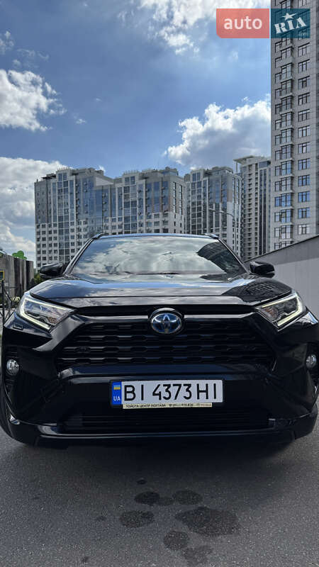 Toyota RAV4 2021