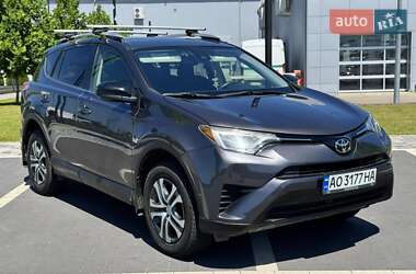 Внедорожник / Кроссовер Toyota RAV4 2018 в Мукачево
