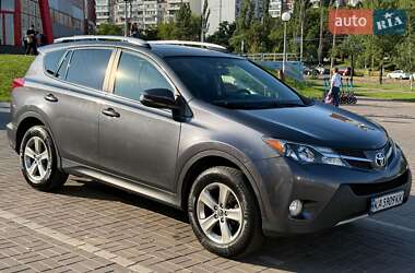 Позашляховик / Кросовер Toyota RAV4 2015 в Києві