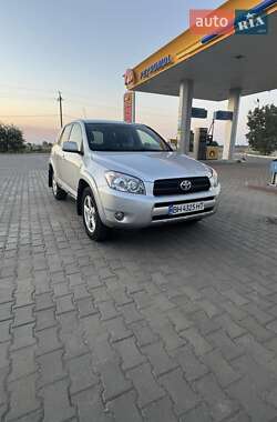 Внедорожник / Кроссовер Toyota RAV4 2008 в Килии