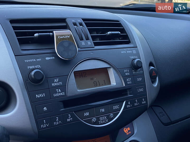 Позашляховик / Кросовер Toyota RAV4 2006 в Миколаєві