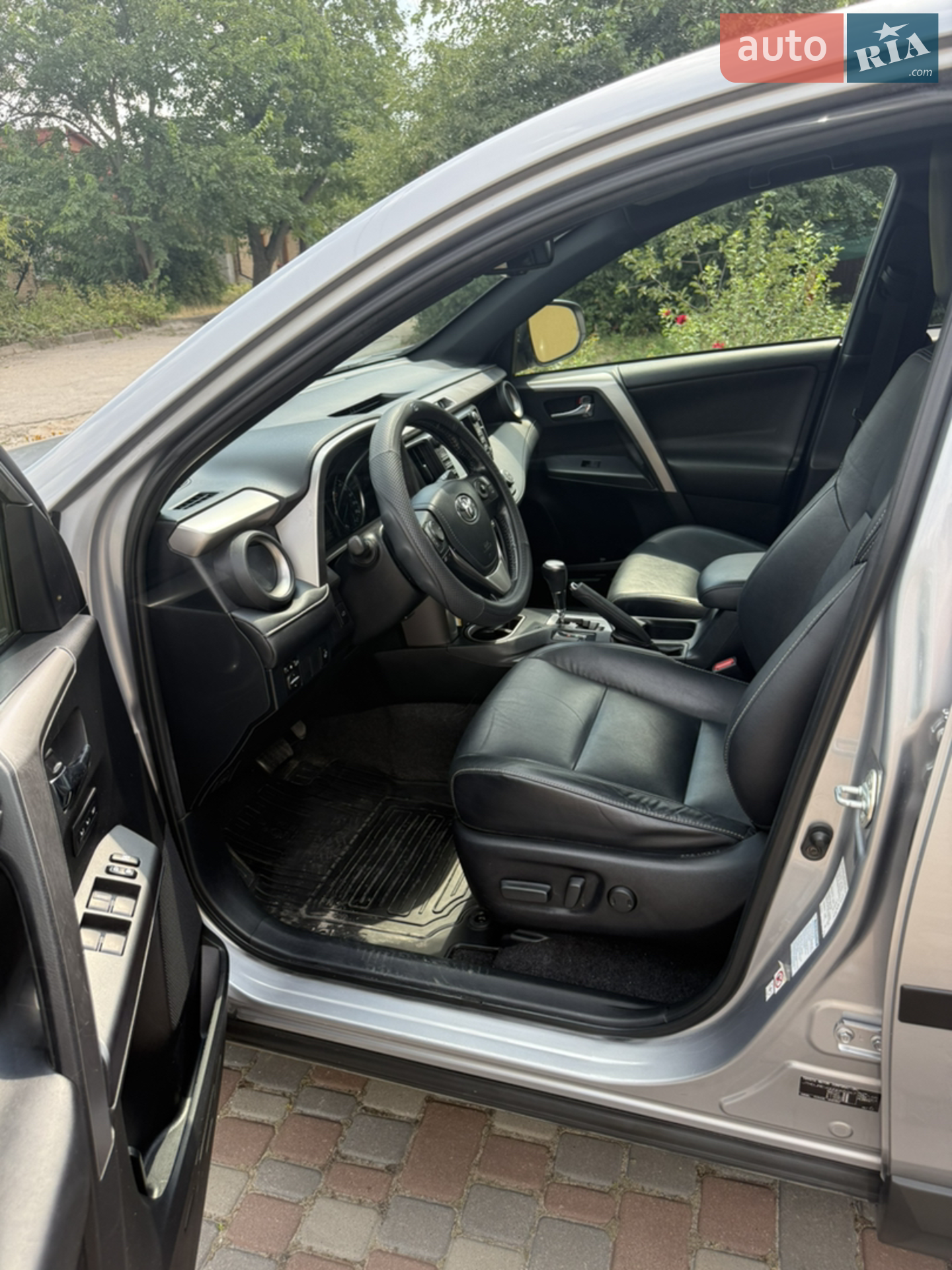 2016 Toyota RAV 4 - мініатюра 11
