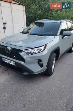 Внедорожник / Кроссовер Toyota RAV4 2019 в Харькове