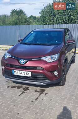 Внедорожник / Кроссовер Toyota RAV4 2017 в Ирпене