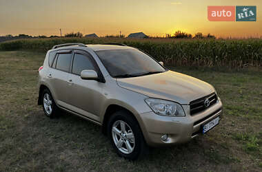 Внедорожник / Кроссовер Toyota RAV4 2006 в Кобеляках