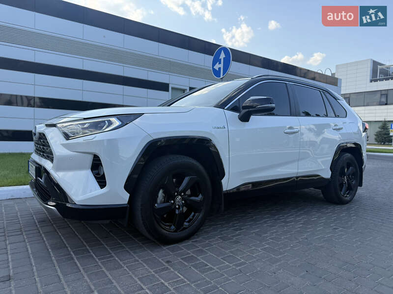 Позашляховик / Кросовер Toyota RAV4 2019 в Одесі