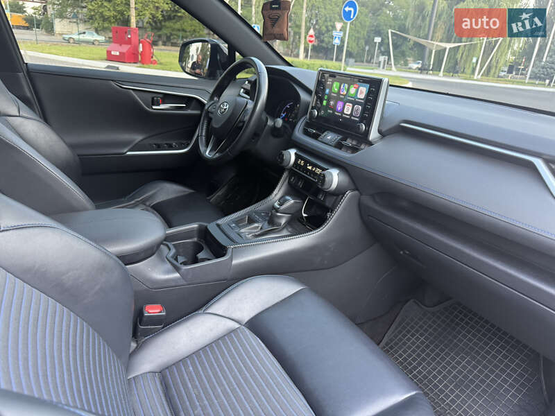 Позашляховик / Кросовер Toyota RAV4 2019 в Одесі