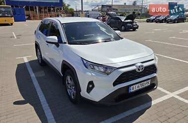 Внедорожник / Кроссовер Toyota RAV4 2023 в Белой Церкви