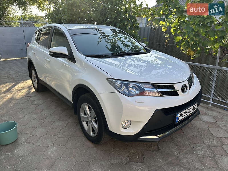 Toyota RAV4 2013