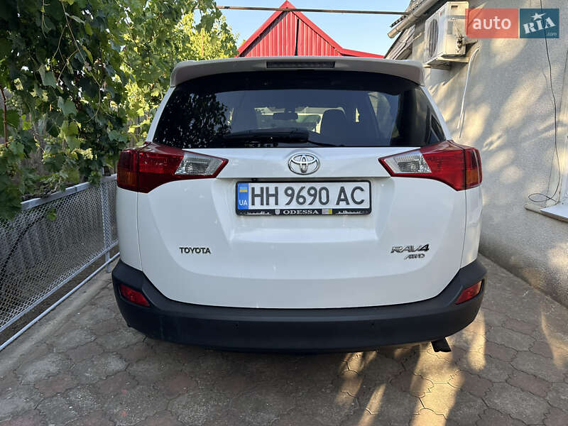 Позашляховик / Кросовер Toyota RAV4 2013 в Болграді
