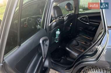 Позашляховик / Кросовер Toyota RAV4 2007 в  фото 10 Позашляховик / Кросовер Toyota RAV4 2007 в