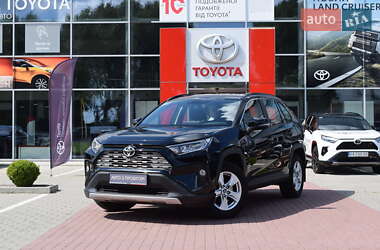 Внедорожник / Кроссовер Toyota RAV4 2019 в Житомире