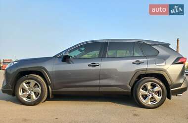 Внедорожник / Кроссовер Toyota RAV4 2021 в Днепре