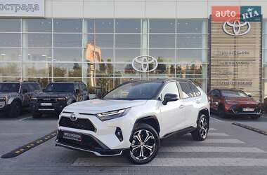 Позашляховик / Кросовер Toyota RAV4 2024 в Києві