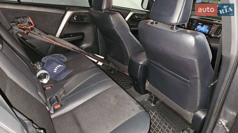 Позашляховик / Кросовер Toyota RAV4 2018 в Львові фото 2 Позашляховик / Кросовер Toyota RAV4 2018 в Львові
