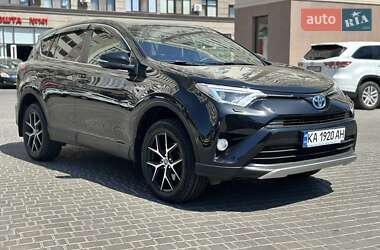 Внедорожник / Кроссовер Toyota RAV4 2017 в Одессе