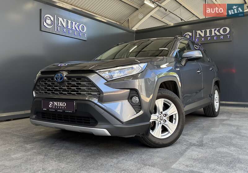 Toyota RAV4 2021