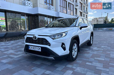 Позашляховик / Кросовер Toyota RAV4 2019 в Черкасах