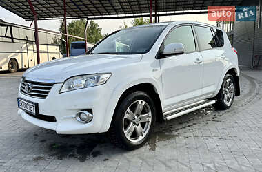 Внедорожник / Кроссовер Toyota RAV4 2010 в Заречном