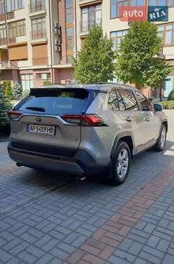 Внедорожник / Кроссовер Toyota RAV4 2019 в Запорожье