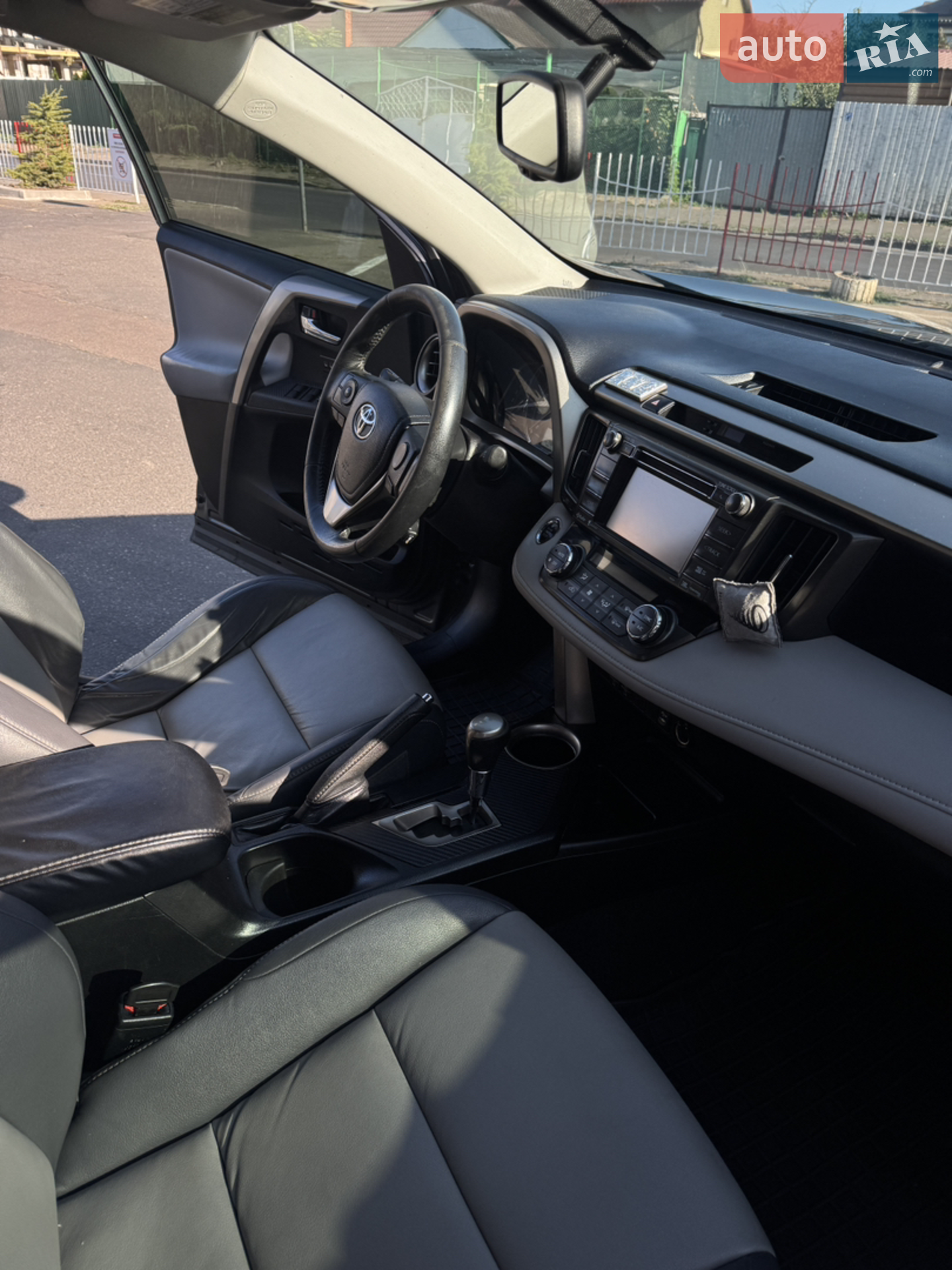 2015 Toyota RAV 4 - мініатюра 16