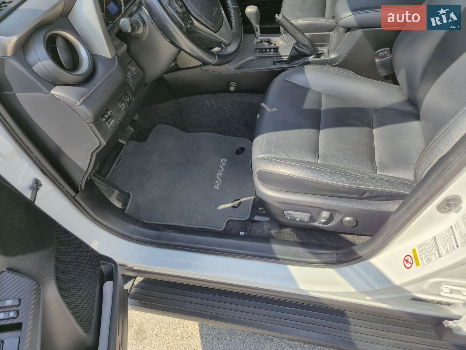 2013 Toyota RAV 4 - мініатюра 10