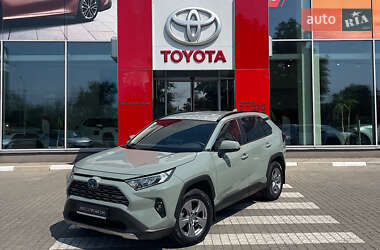 Внедорожник / Кроссовер Toyota RAV4 2024 в Запорожье