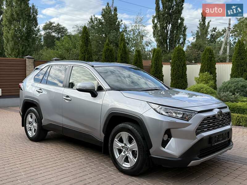 Позашляховик / Кросовер Toyota RAV4 2021 в Кропивницькому фото 12 Позашляховик / Кросовер Toyota RAV4 2021 в Кропивницькому
