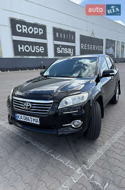 Позашляховик / Кросовер Toyota RAV4 2010 в Києві