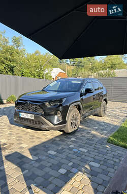 Внедорожник / Кроссовер Toyota RAV4 2019 в Радомышле