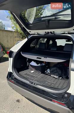 Внедорожник / Кроссовер Toyota RAV4 2022 в 