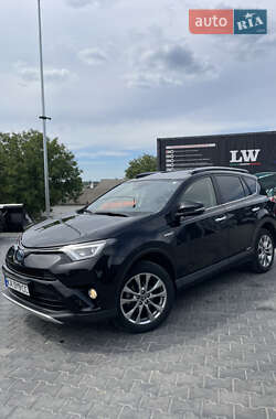 Внедорожник / Кроссовер Toyota RAV4 2017 в Киеве