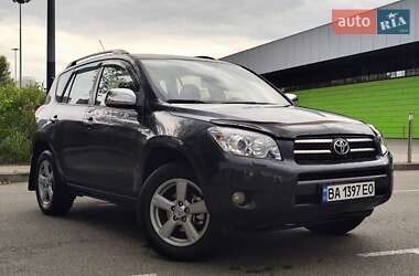 Внедорожник / Кроссовер Toyota RAV4 2007 в Киеве