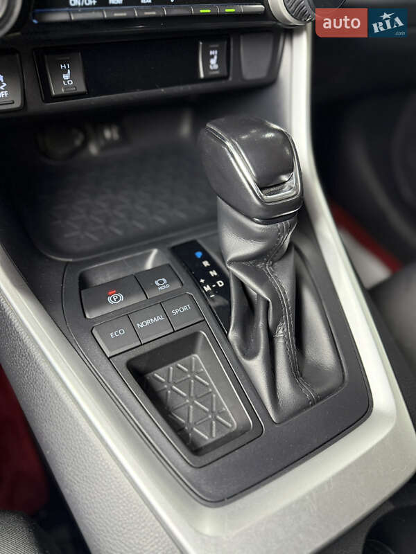 Позашляховик / Кросовер Toyota RAV4 2019 в Одесі фото 27 Позашляховик / Кросовер Toyota RAV4 2019 в Одесі