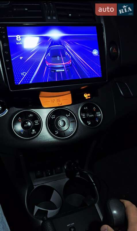 Внедорожник / Кроссовер Toyota RAV4 2012 в Киеве