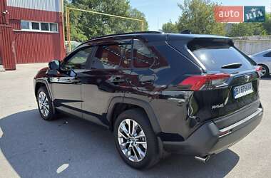 Внедорожник / Кроссовер Toyota RAV4 2019 в Кременчуге